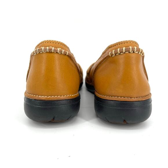 Clarks Unstructured Tan Women's Mary Jane Comfort Flats Size 7.5 Casual Shoes - Picture 5 of 10